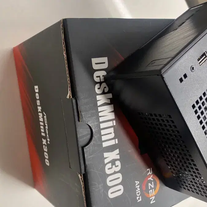 ASRock DeskMini X300 베어본 세트 (4650G) 미니PC