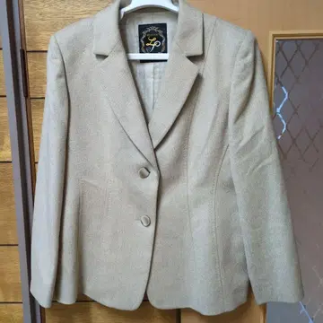 LAPINE BLANCHE 베이지 테일러드 자켓