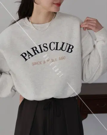 BLUEEAST(블루이스트) 로고 자수 드로스트 맨투맨