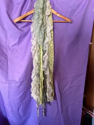 ozz on 얇은 그린 스톨