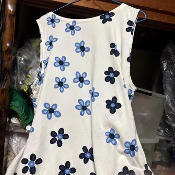 유니클로 마리메코 민소매 티셔츠 스커트 셋업 모두 3XL