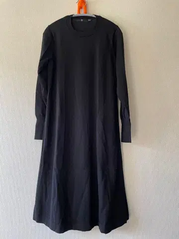 유니클로 +j 블랙 롱 원피스 L 사이즈