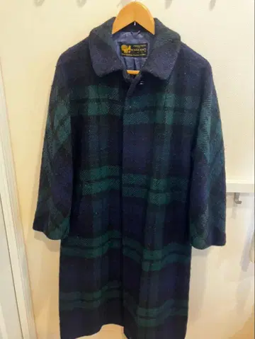 YORKLAND (요크랜드) 체크 무늬 롱 코트