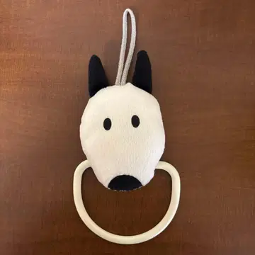 밤과 케로 타월 걸이