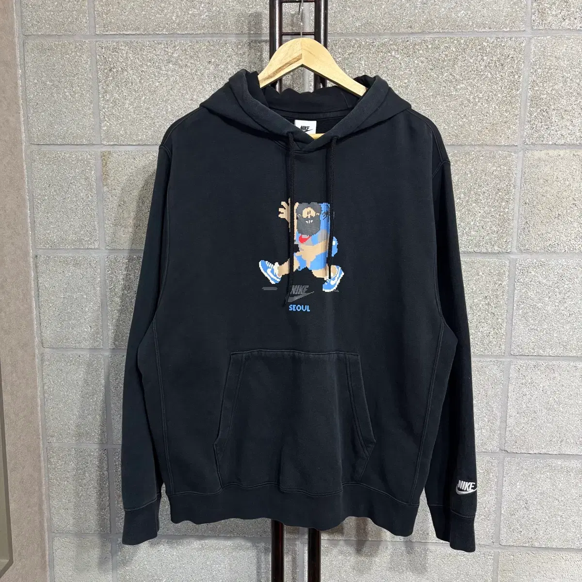 nike world tour hoodie xxl