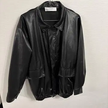 CELEENA 블랙 자켓