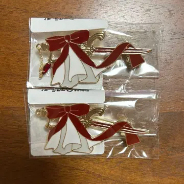 종말의 세라프 페리드 바토리 브로치