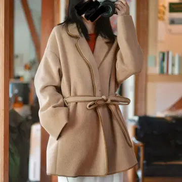 새상품급 45R 울 파이핑 가운 코트 벨트 포함 카멜 성숙/러블리