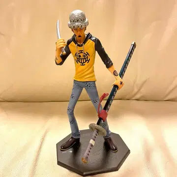 원피스 트리팔가 로우 pop piratesofheart 피규어