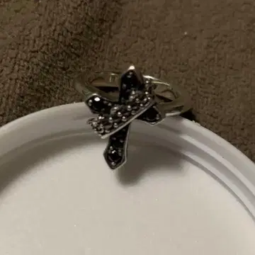 13호 저스틴 데이비스 트위스트링 크로스 크라운 SRJ647