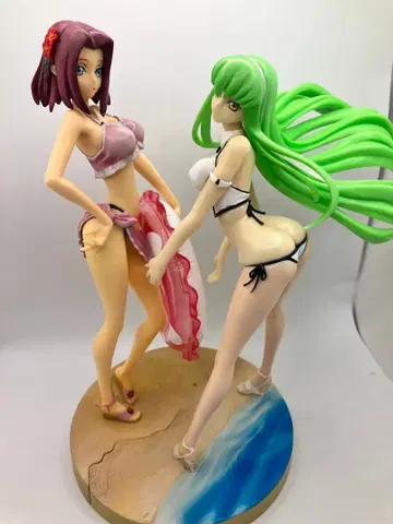 코드기어스 C.C.&카렌 피규어 중고품