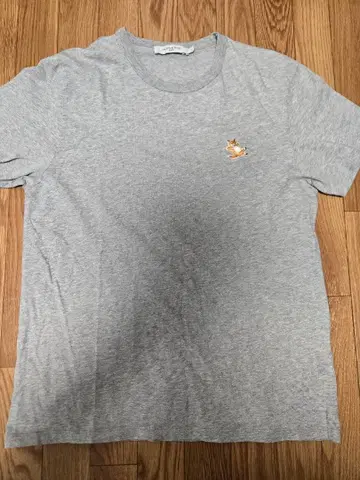 메종 키츠네 그레이 T셔츠 사이즈 L