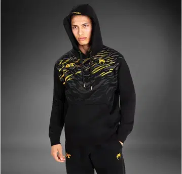 UFC 블랙/골드 후드티 ufc fusion venum 새상품