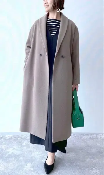 Elura 스페리올 울 숄 코트 모카