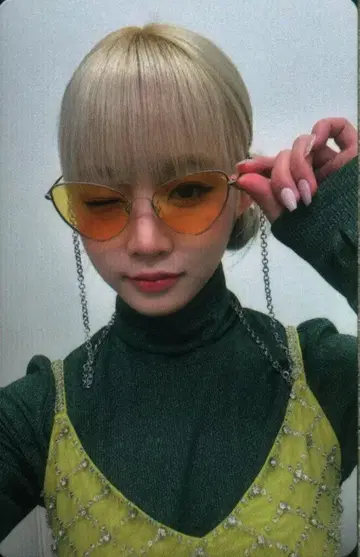 ME:I 일반ver 이이다 시즈쿠 MIRAI