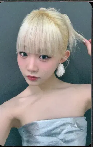 ME:I 초회 한정판 A 이이다 시즈쿠 MIRAI