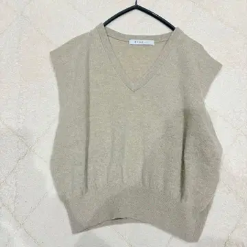 새상품급 24AW 에트레토쿄 캐시미어 100% 니트 베스트 슬리브리스