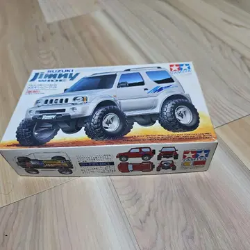 타미야 스즈키 짐니 프라모델 키트