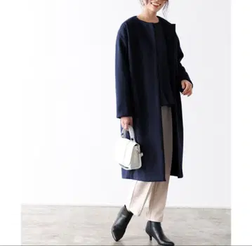 새상품급 Pierrot 롱 코트 노카라