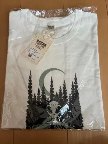 BARNS OUTFITTERS 에이리언 T셔츠 L 사이즈