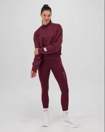 버건디 맨투맨 B 자수 크롭 Bandit