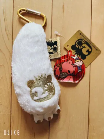 GLOOMY 10주년 기념 키링