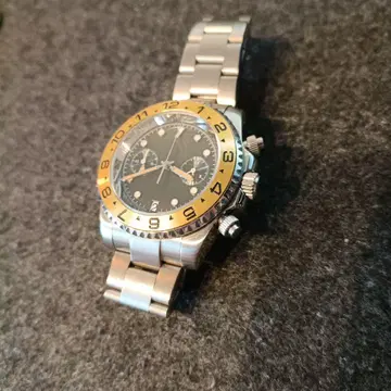 VK64 탑재 서브마리너풍 크로노그래프