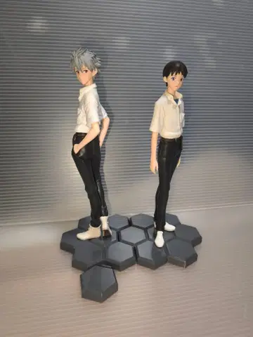 에반게리온 이카리 신지 나기사 카오루 피규어 세트