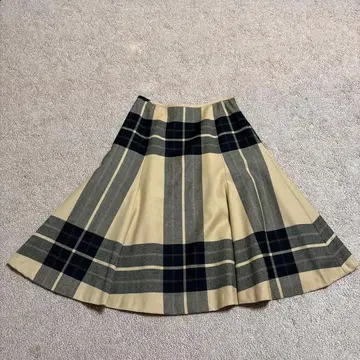 한정판 가격 인하 요크랜드 플레어 스커트
