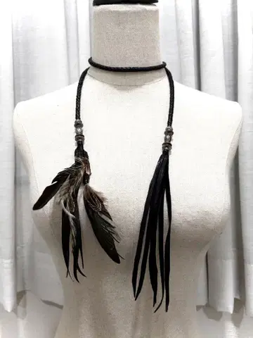 레어 kmrii 페더 초커 목걸이