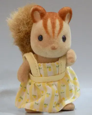 에포크사 실바니안 패밀리 호두 다람쥐 여아