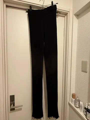 PERVERZE 퍼버즈 리브 팬츠 블랙