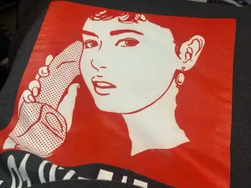 [ 새상품급 ] kyne champion 후드티 M 사이즈 ON AIR