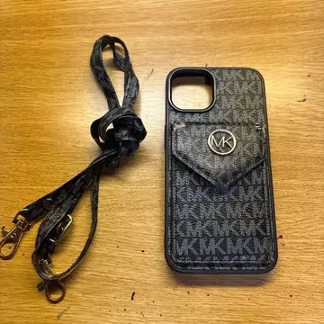 Michael Kors 스마트폰 숄더백 iPhone14
