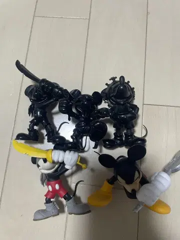Roen x Medicom Toy x Disney 미키 피규어