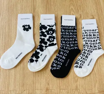 새상품 마리메꼬 양말 4켤레