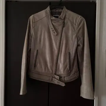 GAP 라이트 그레이 가죽 싱글 자켓