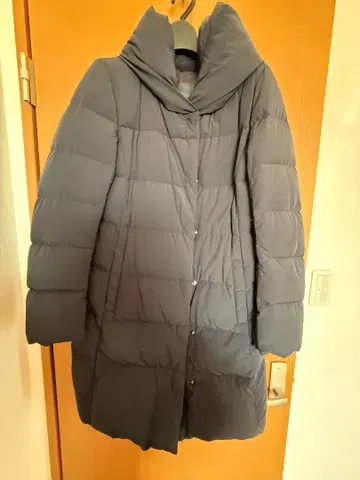 UNTITLED 다운 자켓 폴란드산 화이트 덕 다운