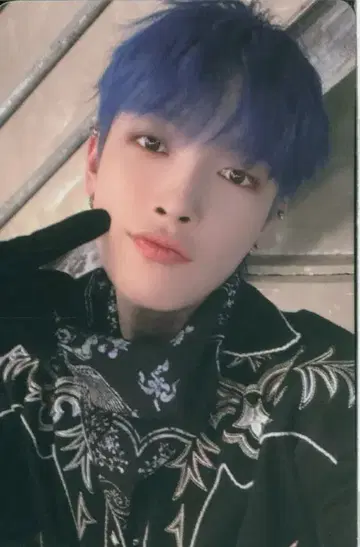 ATEEZ THE WORLD EP.2 : OUTLAW 홍중 트레이딩 카드