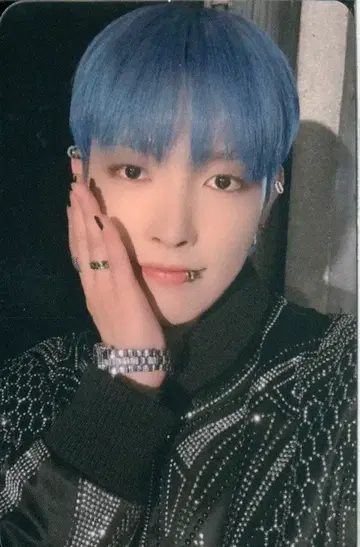 ATEEZ THE WORLD EP.2 : OUTLAW 홍중 트레이딩 카드