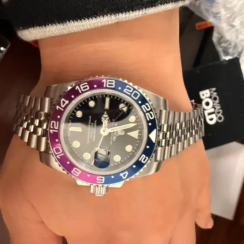 BAPEX 베이펙스 GMT 펩시 시계 판매