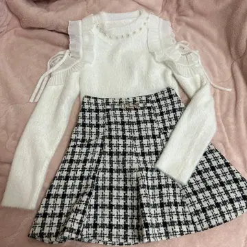 스나계 양산형 오픈 숄더 니트 체크 미니 스커트