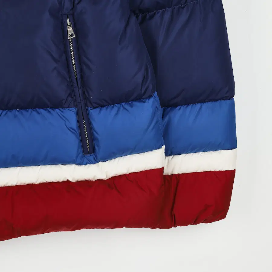 Moncler x Palm Angels Denali 短款羽绒服