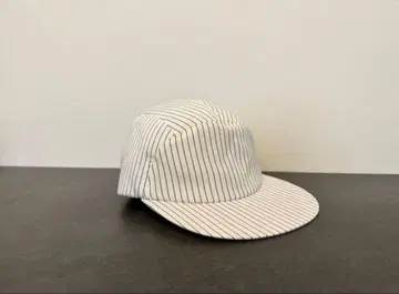 [ everyone ] 스트라이프 제트 캡