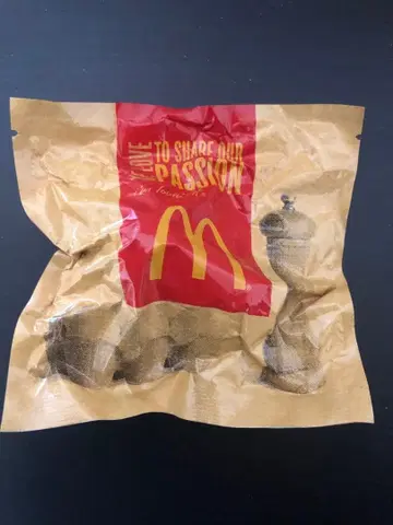 맥도날드 WELOVETO SHARE OUR PASSION 후드 스트랩