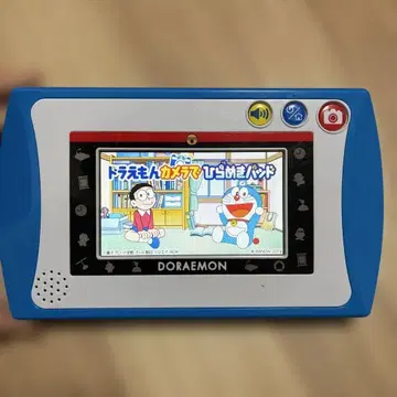 도라에몽 카메라로 번뜩이는 패드