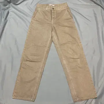 AMOMENTO 아모멘토 베이지 테이퍼드 데님 팬츠