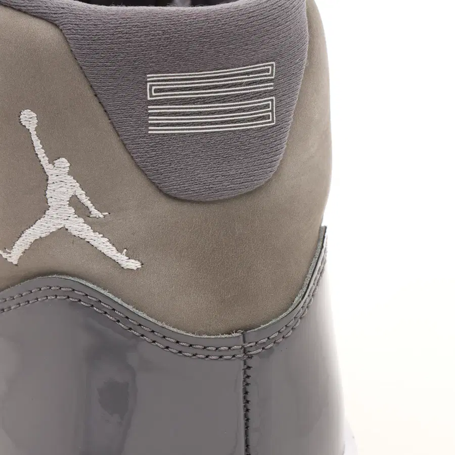[275] Air Jordan 11 Retro 酷灰色 2021