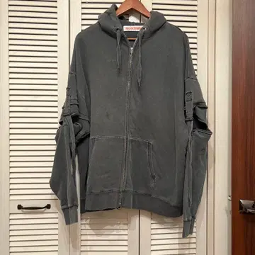정가 18700엔 RNA 피그먼트 ZIP UP 후디