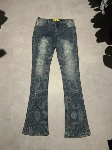 GUAPI 페이즐리 무늬 부츠컷 데님 34